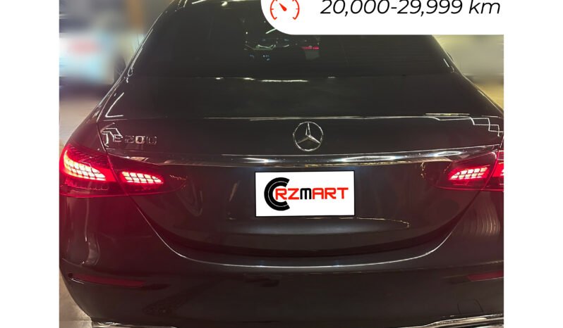 
								Mercedes-Benz  E200 Premium 2022 full									