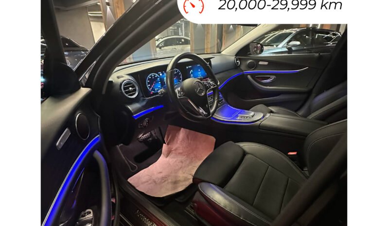 
								Mercedes-Benz  E200 Premium 2022 full									