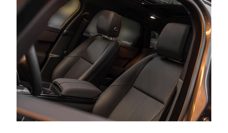 
								Range Rover Velar 2024 full									