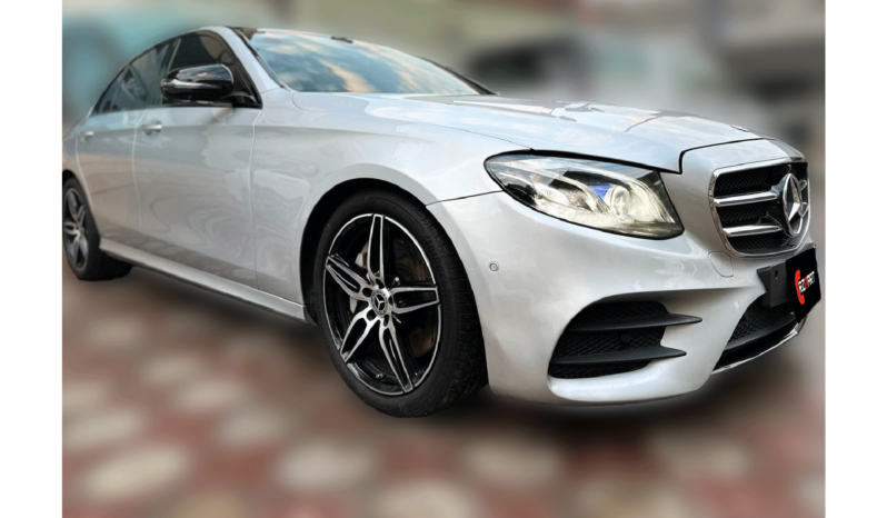 
								Mercedes E350 AMG 2020 full									