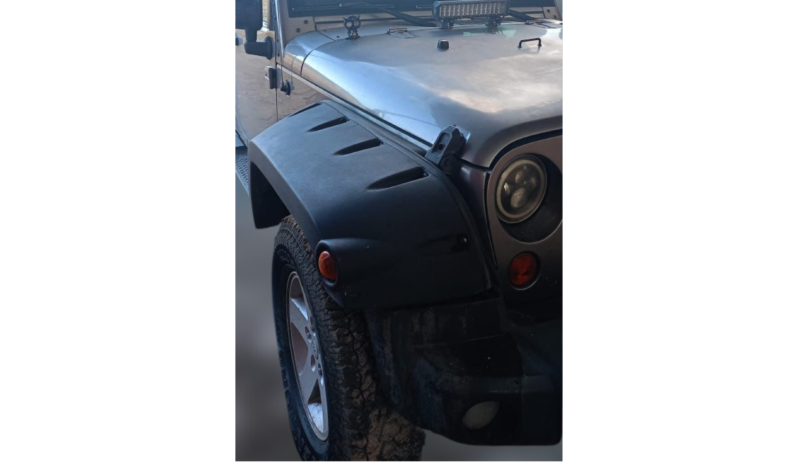 
								Jeep WRANGLER 2013 full									