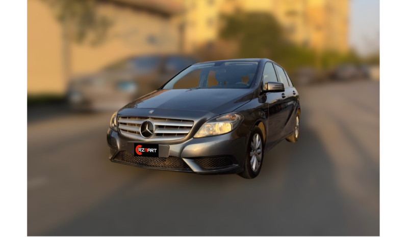 
								Mercedes B200 2013 full									