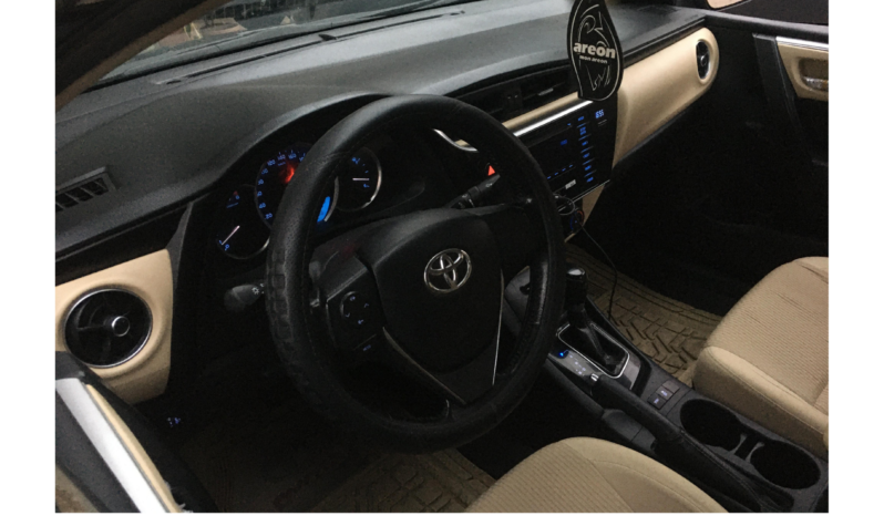 
								TOYOTA COROLLA 2017 full									