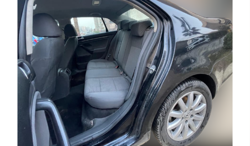 
								Volkswagen -Jetta2008 full									